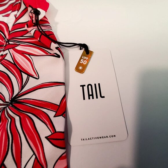 Sleeveless Red & White Summer Leaves Golf Top By Tail With UPF 50 Protection  S - Picture 2 of 10